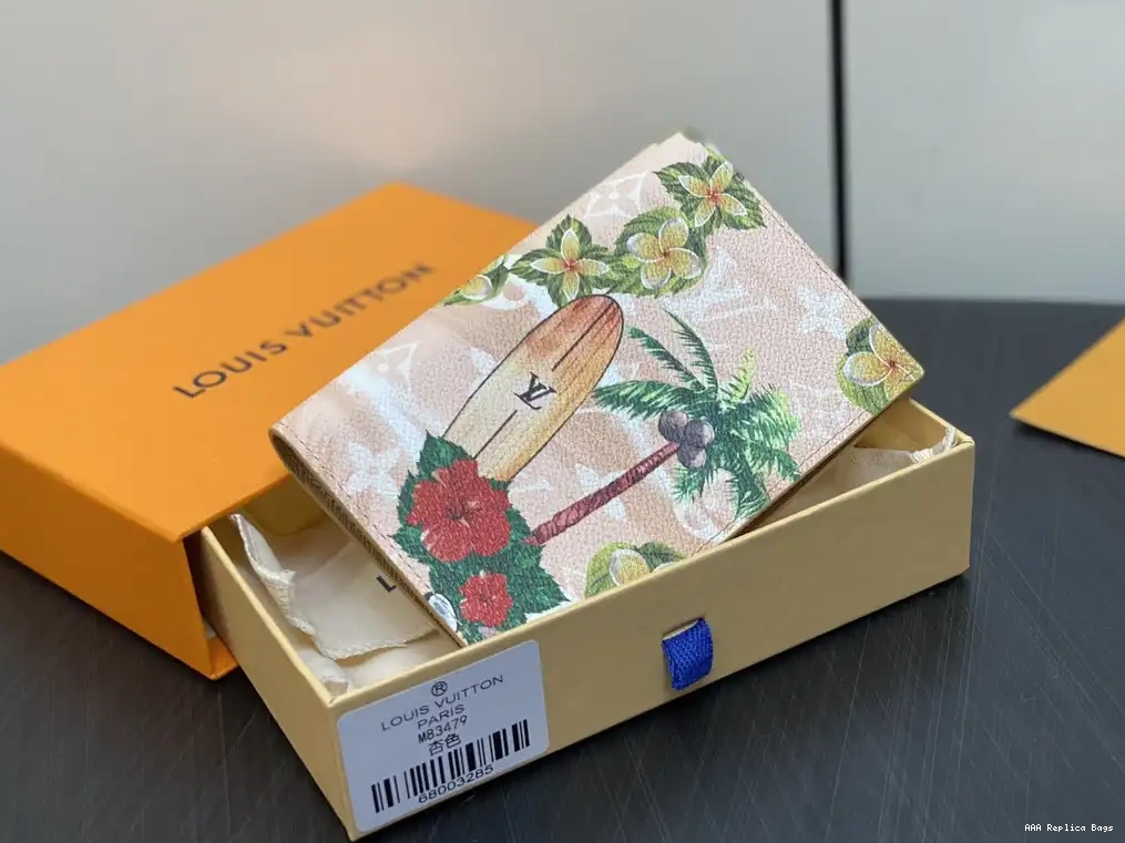 Vuitton Louis PASSPORT COVER-10*14*2.5CM 0630